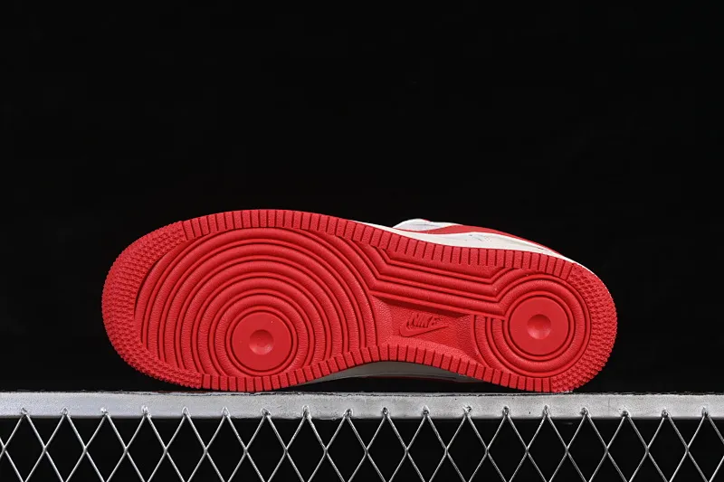 All categories Nk Air Force 1 Air Force series Nk Air Force 1 Low Air Force low-top Nike Air Force 1'07 Low Good luck in the Year of the Horse Air Force 1 low-top casual sneakers HT5088-613